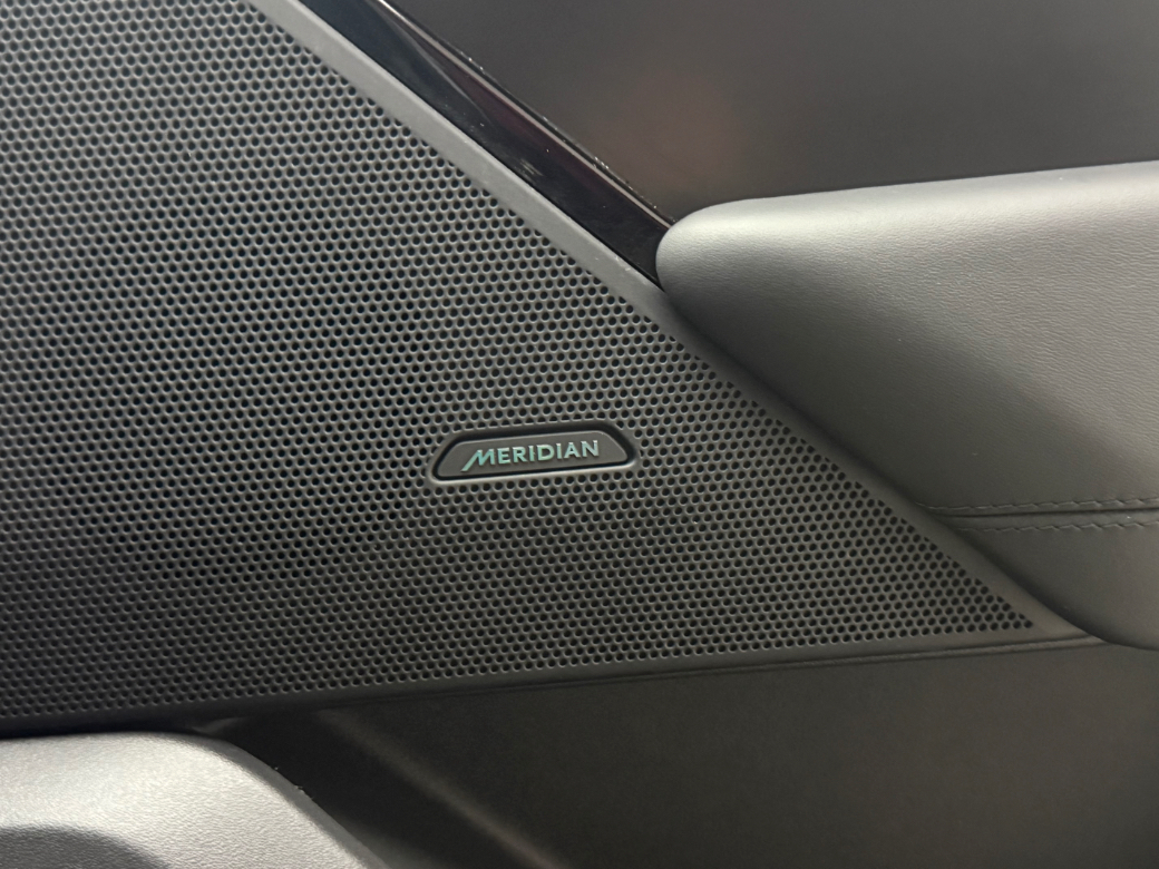 2024 Land Rover Range Rover Velar