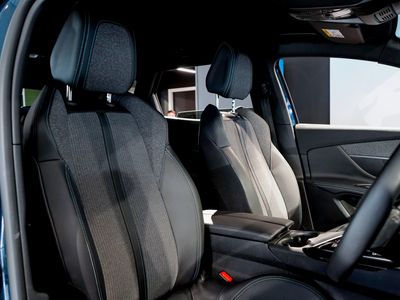 2023 Peugeot 3008