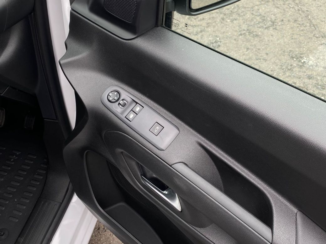 2025 Fiat Doblo