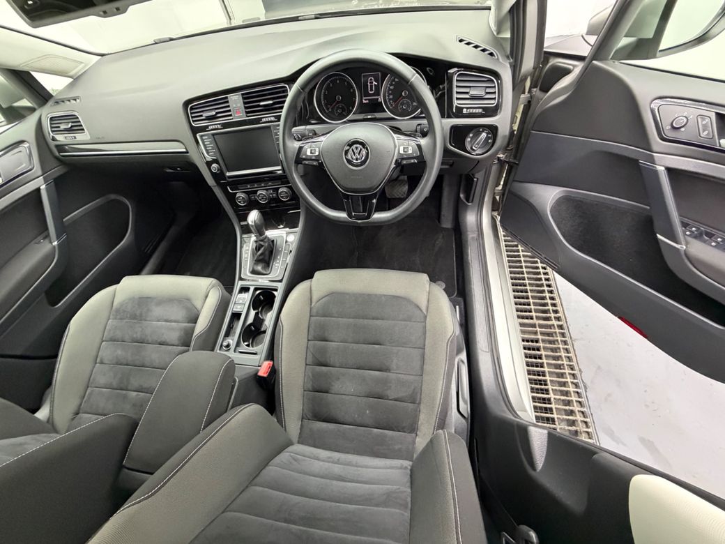 2016 Volkswagen Golf