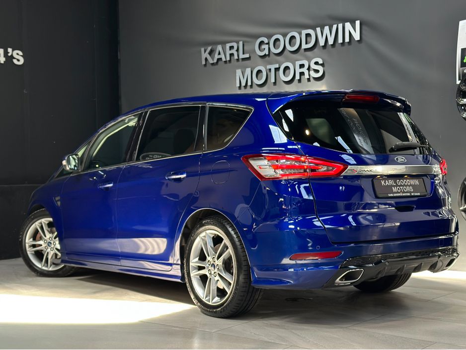 2017 Ford S-Max