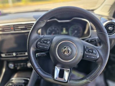 2020 MG ZS