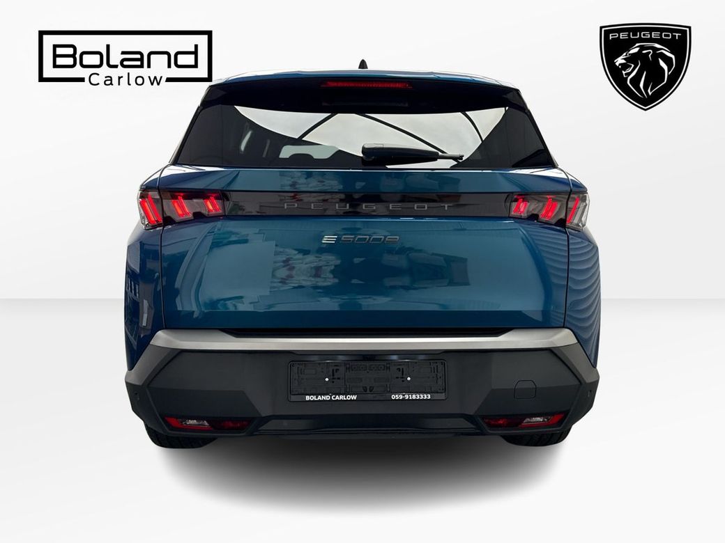 2025 Peugeot 5008