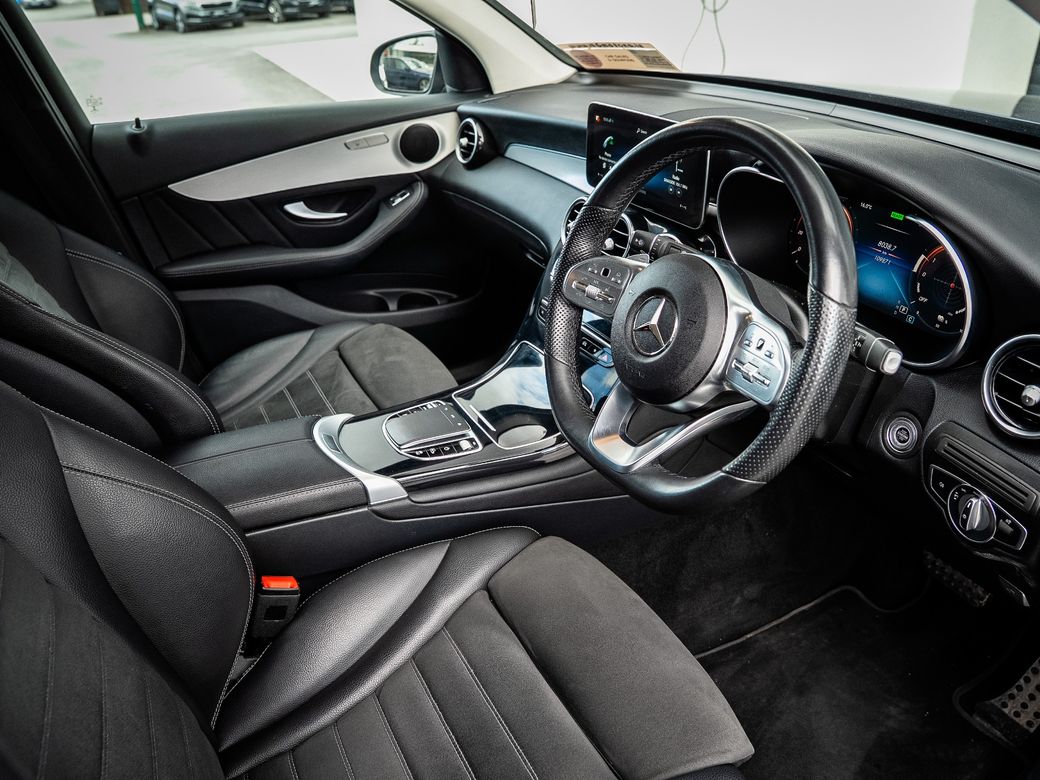 2022 Mercedes-Benz GLC Class