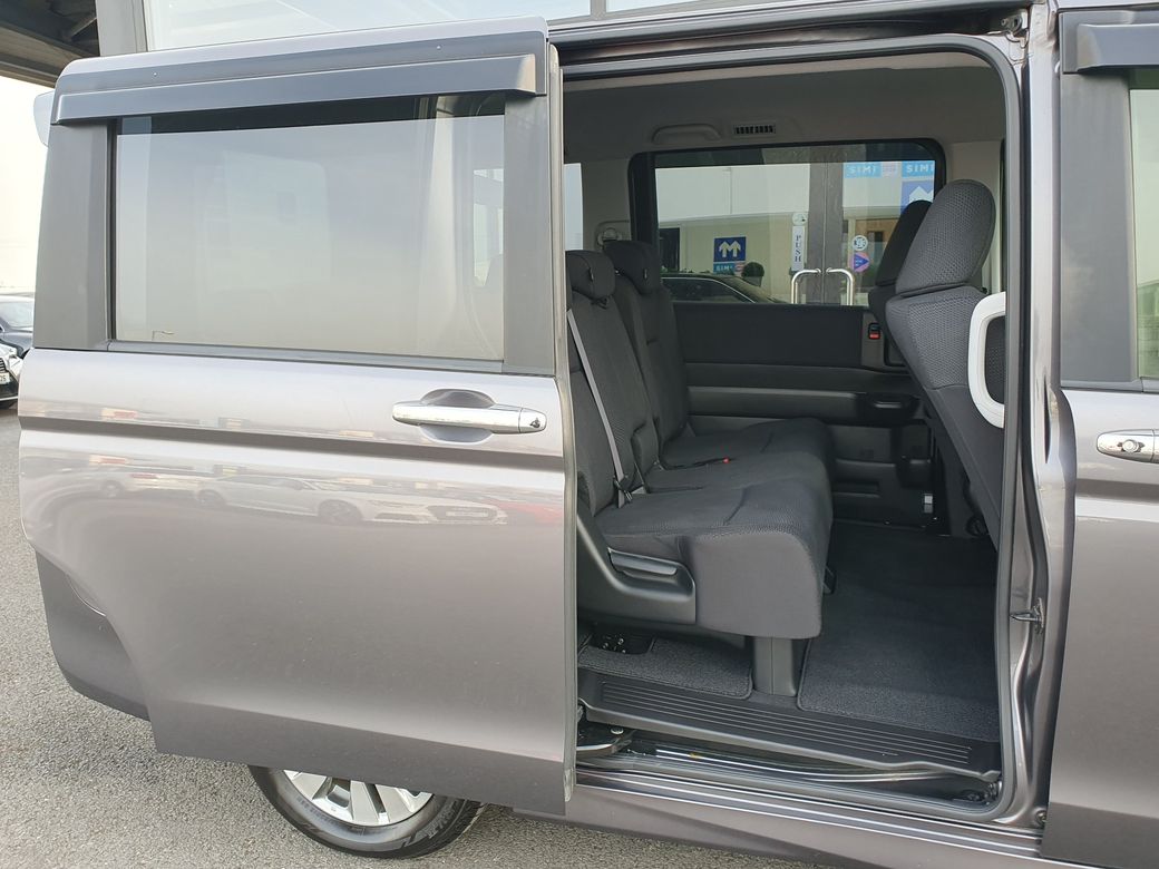 2015 Honda Stepwagon