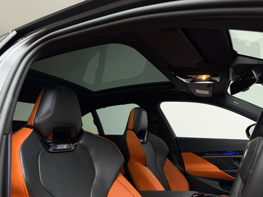 2025 BMW M5