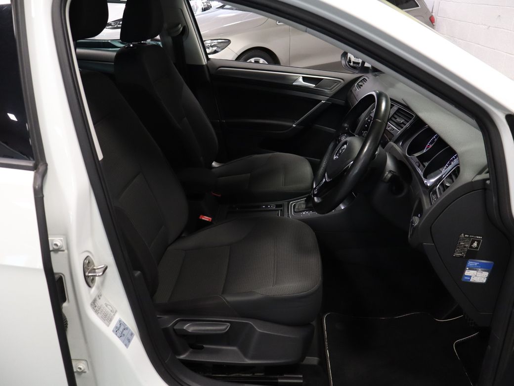 2017 Volkswagen Golf