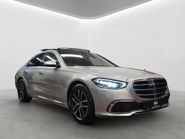 vehicle for sale from Sarsfield Motors