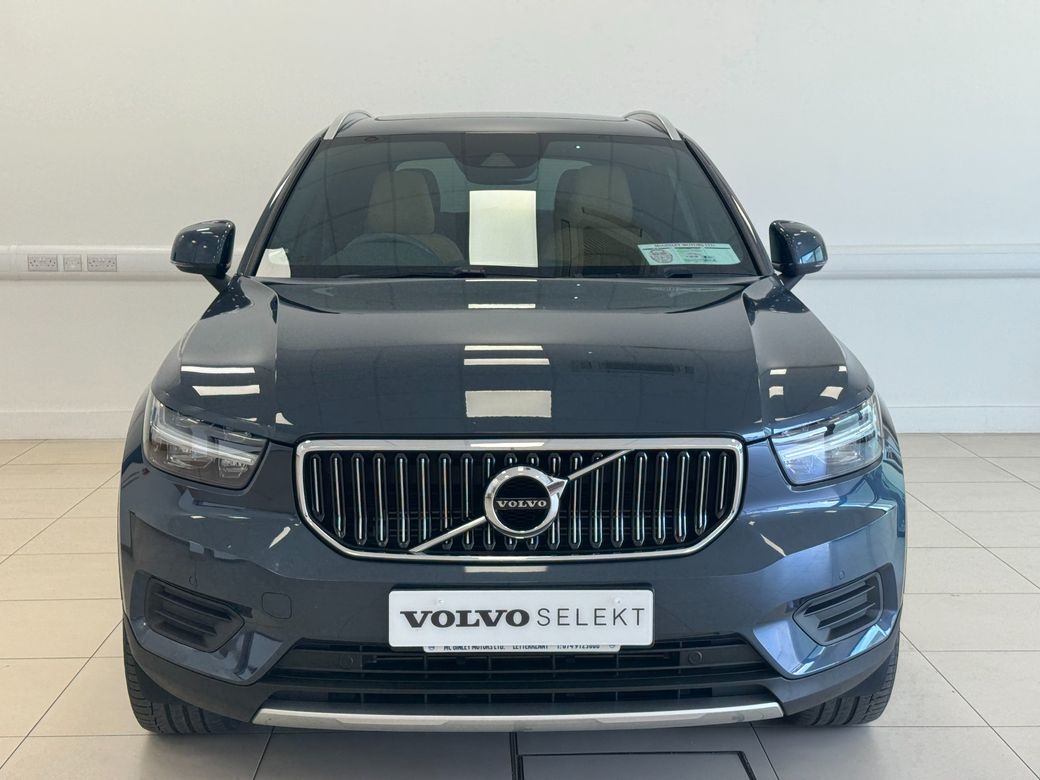 2022 Volvo XC40