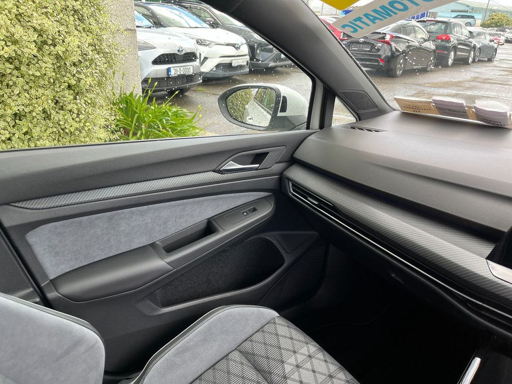 2024 Volkswagen Golf