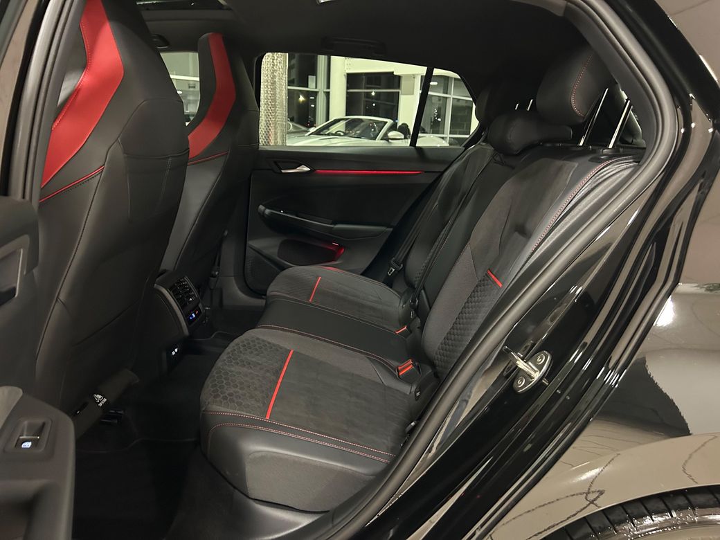 2025 Volkswagen Golf