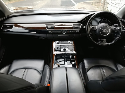 2016 Audi A8