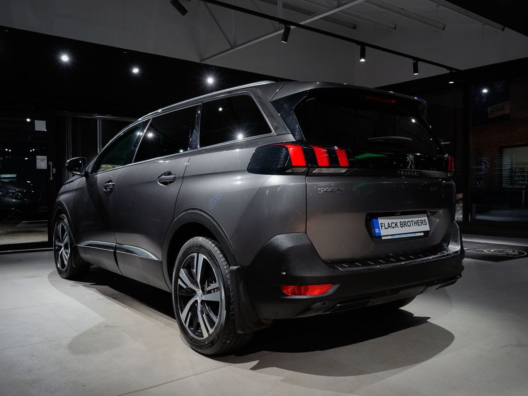 2019 Peugeot 5008
