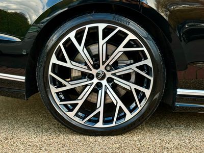 2024 Audi A8