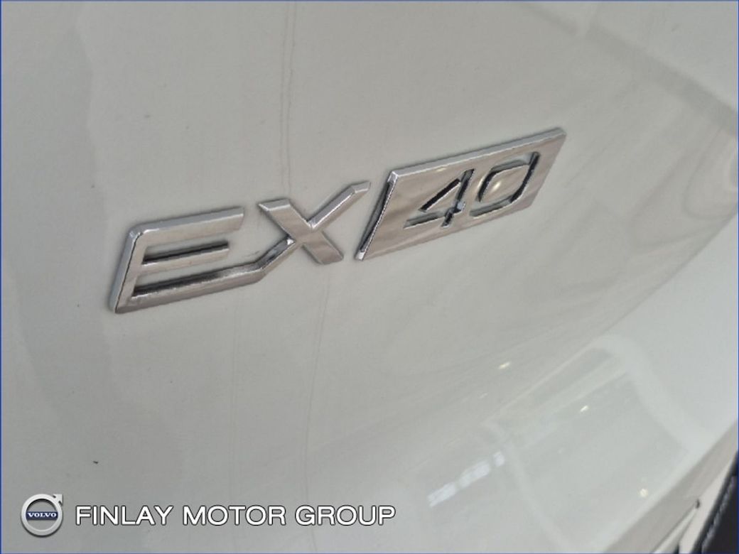 2026 Volvo Ex40