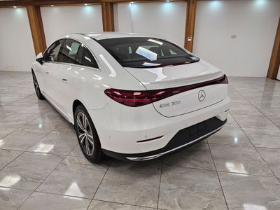 2025 Mercedes-Benz EQE