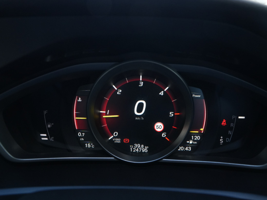 2018 Volvo V40 Cross Country