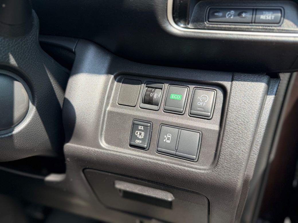 2016 Nissan Serena