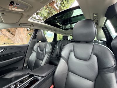 2023 Volvo XC60