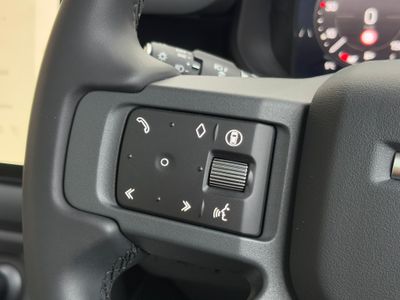 2025 Land Rover Defender