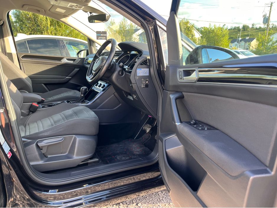 2016 Volkswagen Touran