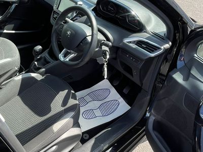 2015 Peugeot 208