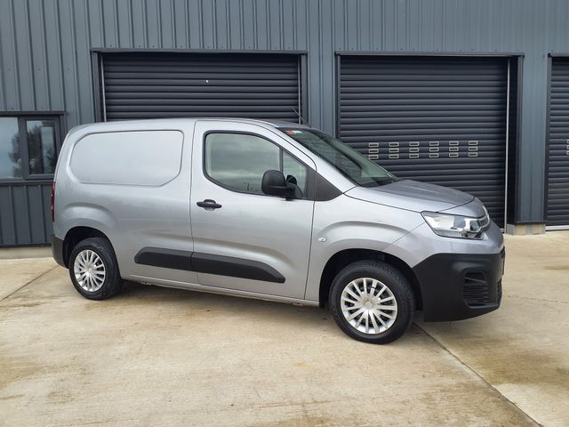 vehicle for sale from Paddy Doherty Car Sales
