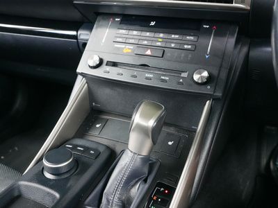 2016 Lexus IS