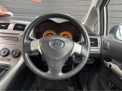 2007 Toyota Auris