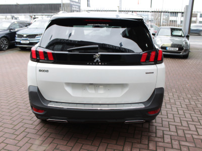 2020 Peugeot 5008