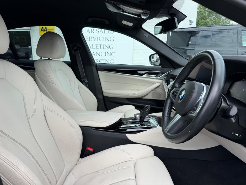 2022 BMW 5 Series