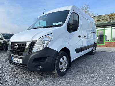 2021 Nissan NV400