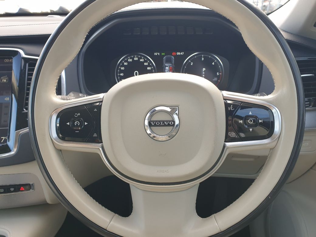 2016 Volvo XC90