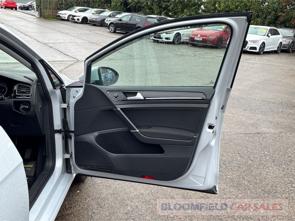 2017 Volkswagen Golf