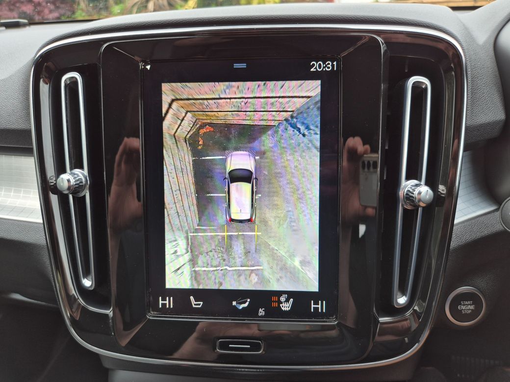 2022 Volvo XC40