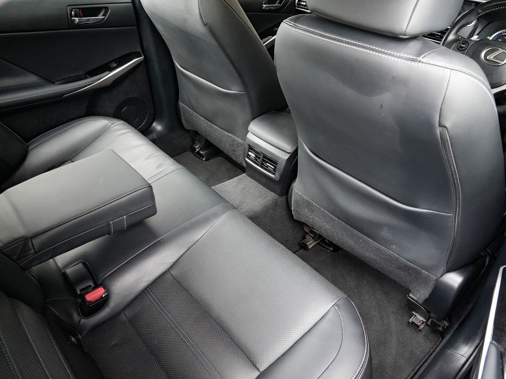 2016 Lexus IS