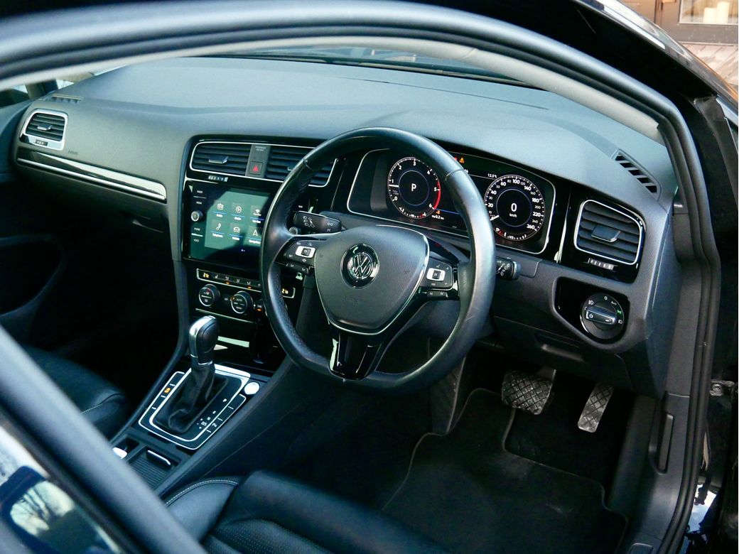 2019 Volkswagen Golf
