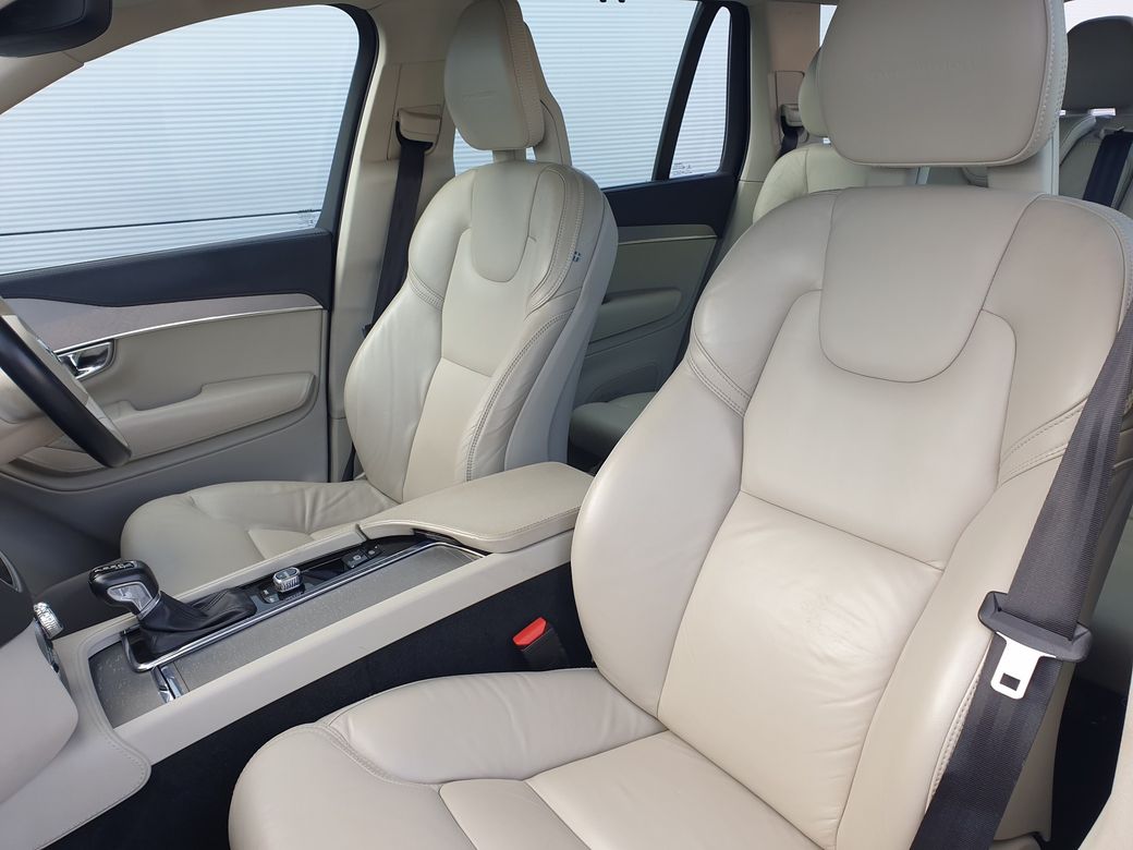 2016 Volvo XC90