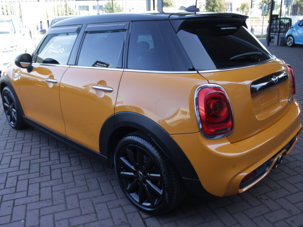2017 Mini Cooper D