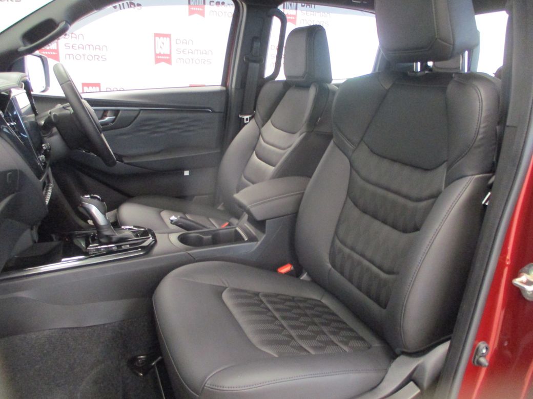 2025 Isuzu D-MAX