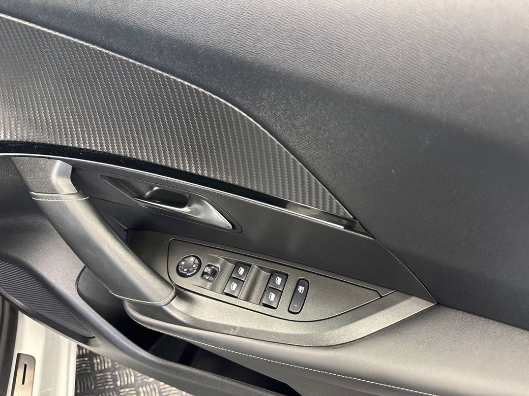 2021 Peugeot 2008
