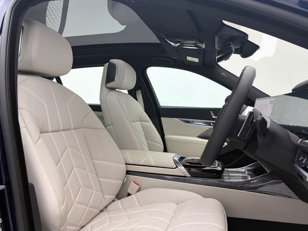 2025 BMW 7 Series