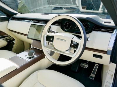 2025 Land Rover Range Rover