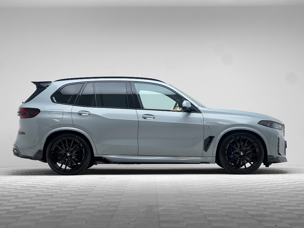 2025 BMW X5