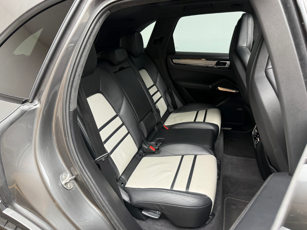 2020 Porsche Cayenne