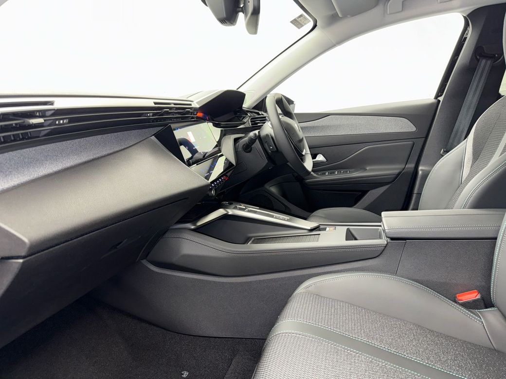 2025 Peugeot 408