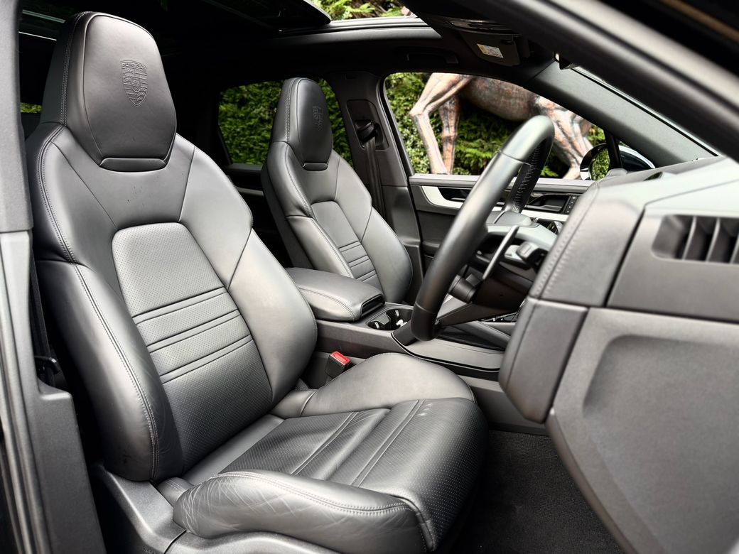 2024 Porsche Cayenne