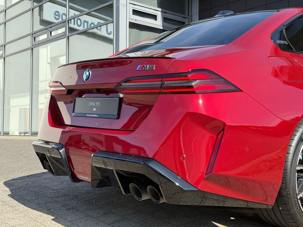 2026 BMW M5