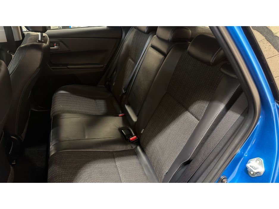 2017 Toyota Auris