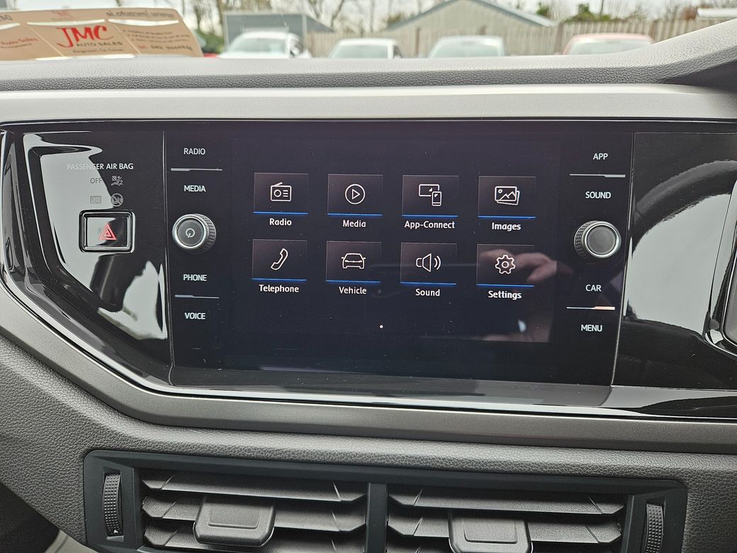 2018 Volkswagen Polo